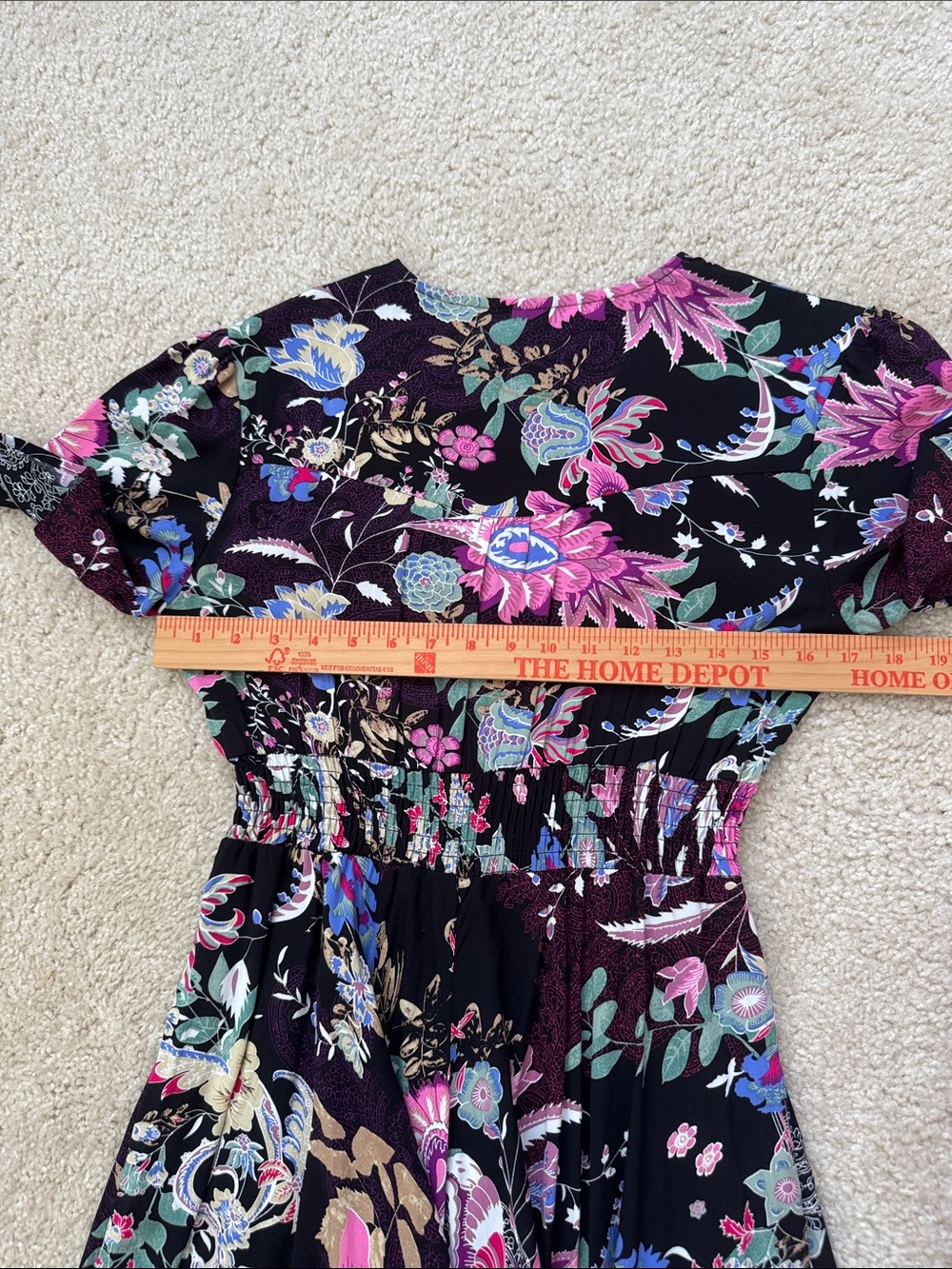 🔹 Floral V-Neck Maxi Dress in Black With Multicolor Flowers Sz Medium - Picture 6 of 8